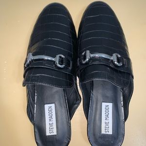 Black Croc Steve Madden slip on mules